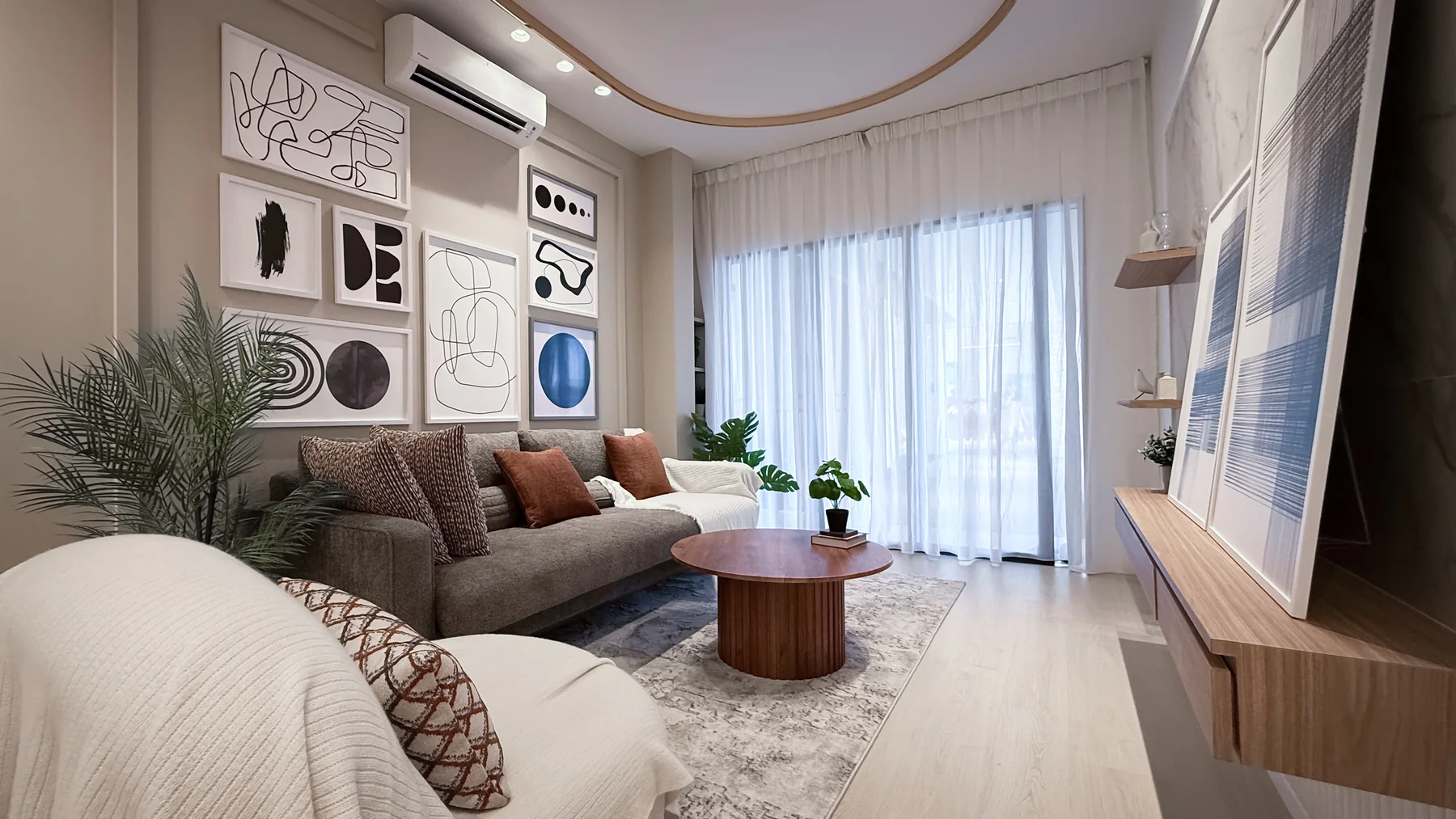 Pearlmont living room show unit